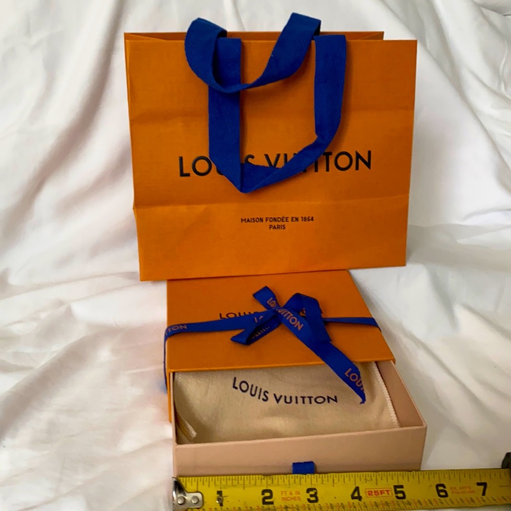 Louis Vuitton empty box